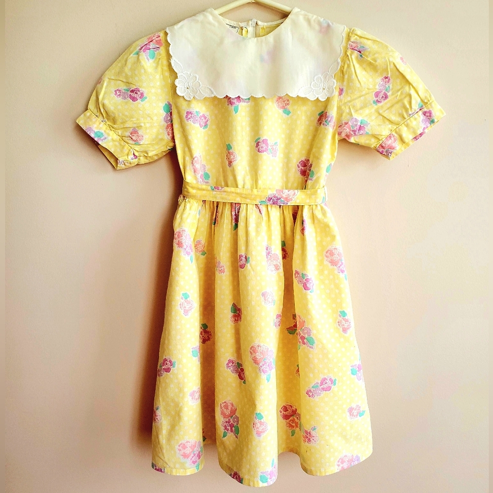 Yellow Floral Spring/ Summer Dress with White Collar, Size 6